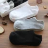 Lot De 10 Paires De Chaussettes Respirantes Pour Femme • Moment Cocooning 1 Lot De 10 Paires De Chaussettes Respirantes Pour Femme • Moment Cocooning -Maison Série 10 paires de chaussettes de sport respirantes pour femmes couleur unie bateau confortable en coton vente