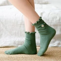 Chaussettes Fleuries • Moment Cocooning 16 Chaussettes Fleuries • Moment Cocooning -Maison Série 10167 f36de3
