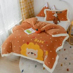 Couverture Douillette Petit Lion Orange 3 Pièces • Moment Cocooning