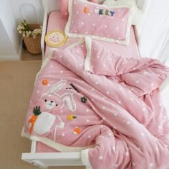 Couverture Douillette Lapin Rose 3 Pièces • Moment Cocooning