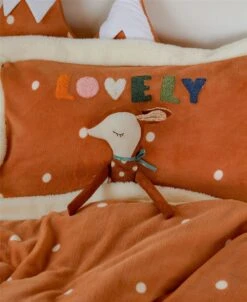 Couverture Douillette Petit Lion Orange 3 Pièces • Moment Cocooning -Maison Série 2877 ce82c7