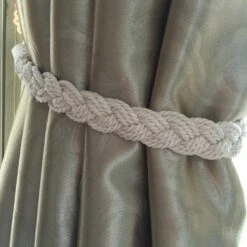 Embrasses Blanches Torsadées Pour Vos Rideaux • Moment Cocooning 12 Embrasses Blanches Torsadées Pour Vos Rideaux • Moment Cocooning -Maison Série 4574 c8e9cb