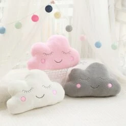 Peluche Nuage Pour Chambre De Bébé • Moment Cocooning