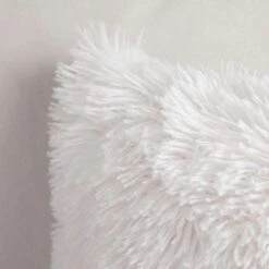 Housse De Coussin Cocooning Effet Fourrure • Moment Cocooning -Maison Série 62331 0ed043