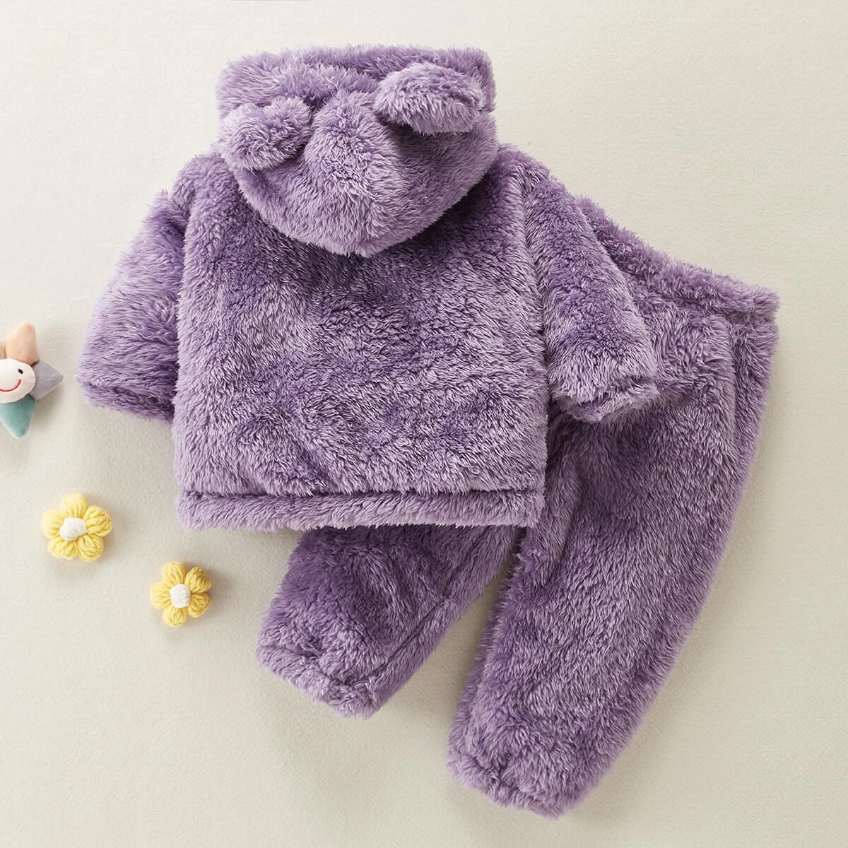 Ensemble De Pyjama En Peluche Pour Bébé • Moment Cocooning 5 Ensemble De Pyjama En Peluche Pour Bébé • Moment Cocooning – Image 3