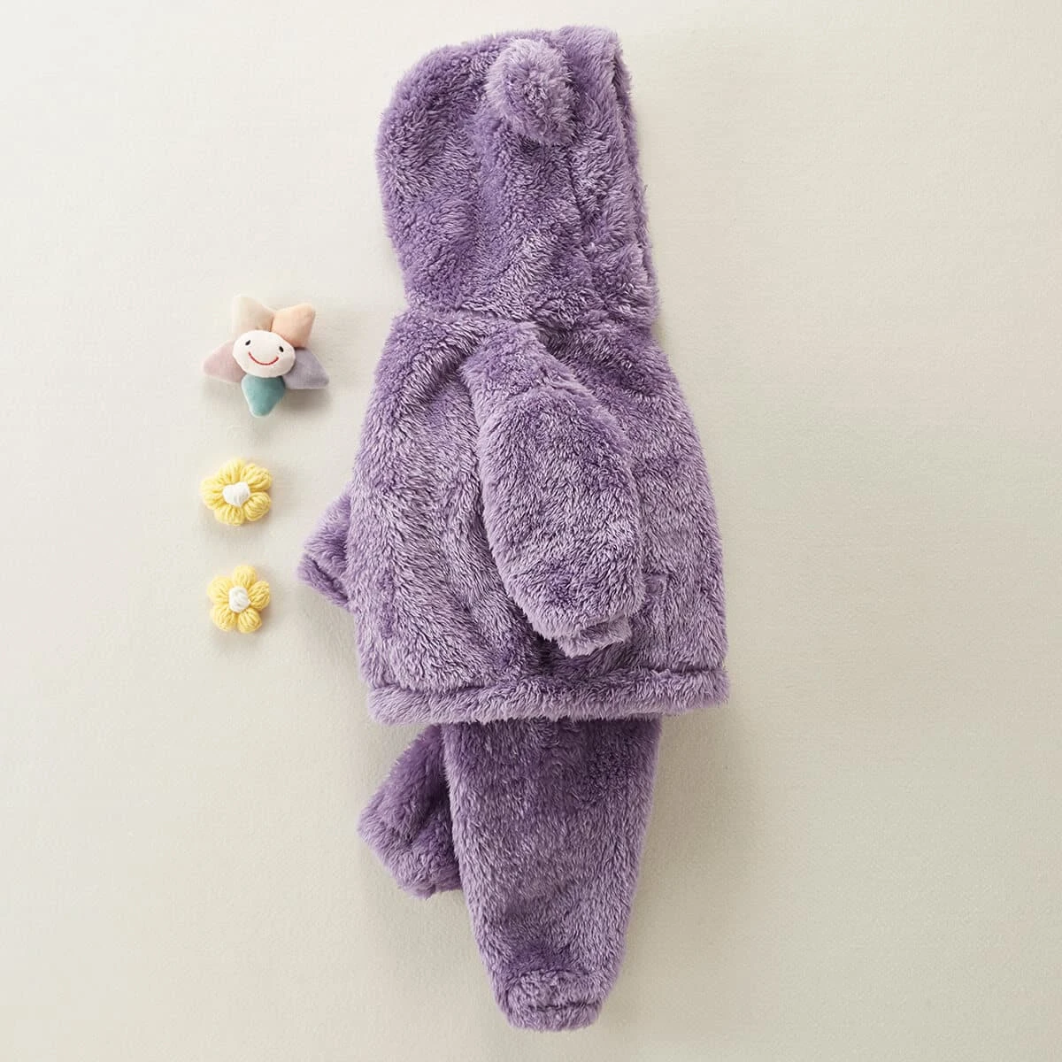 Ensemble De Pyjama En Peluche Pour Bébé • Moment Cocooning 6 Ensemble De Pyjama En Peluche Pour Bébé • Moment Cocooning – Image 4