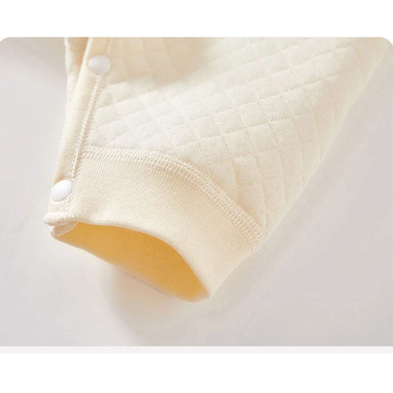 Barboteuse Cache-coeur Beige Pour Bébé • Moment Cocooning 7 Barboteuse Cache-coeur Beige Pour Bébé • Moment Cocooning – Image 5