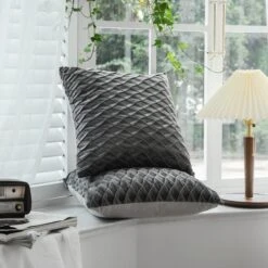 Coussin écailles En Velours • Moment Cocooning -Maison Série 886 fbdb36 scaled 1