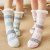 Chaussettes Fourrées à Rayures • Moment Cocooning -Maison Série Horizonplus chaussettes d hiver en coton pais pour femmes chaussettes rayures multicolores tient chaud antid rapant