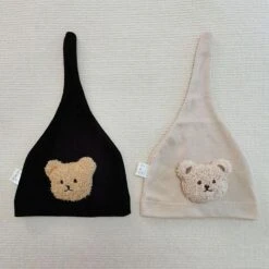 Bonnet En Coton Avec Un Ours En Peluche Pour Bébé • Moment Cocooning 23 Bonnet En Coton Avec Un Ours En Peluche Pour Bébé • Moment Cocooning -Maison Série bcod