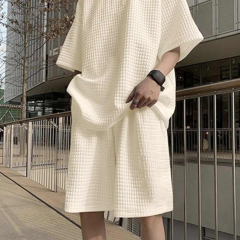 Ensemble D'été Décontracté Pour Hommes En Tissu Gaufré • Moment Cocooning 3 Ensemble D'été Décontracté Pour Hommes En Tissu Gaufré • Moment Cocooning